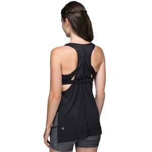 Lululemon Stash It Tank Size 6 Black